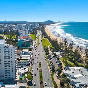 4* Aparthotel Mandolin Beachfront
